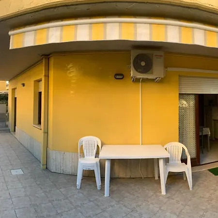 Parco Dei Limoni